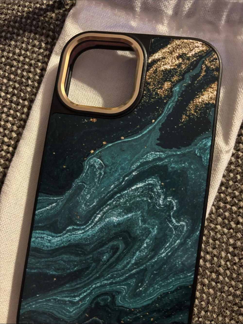 Burga stylish case